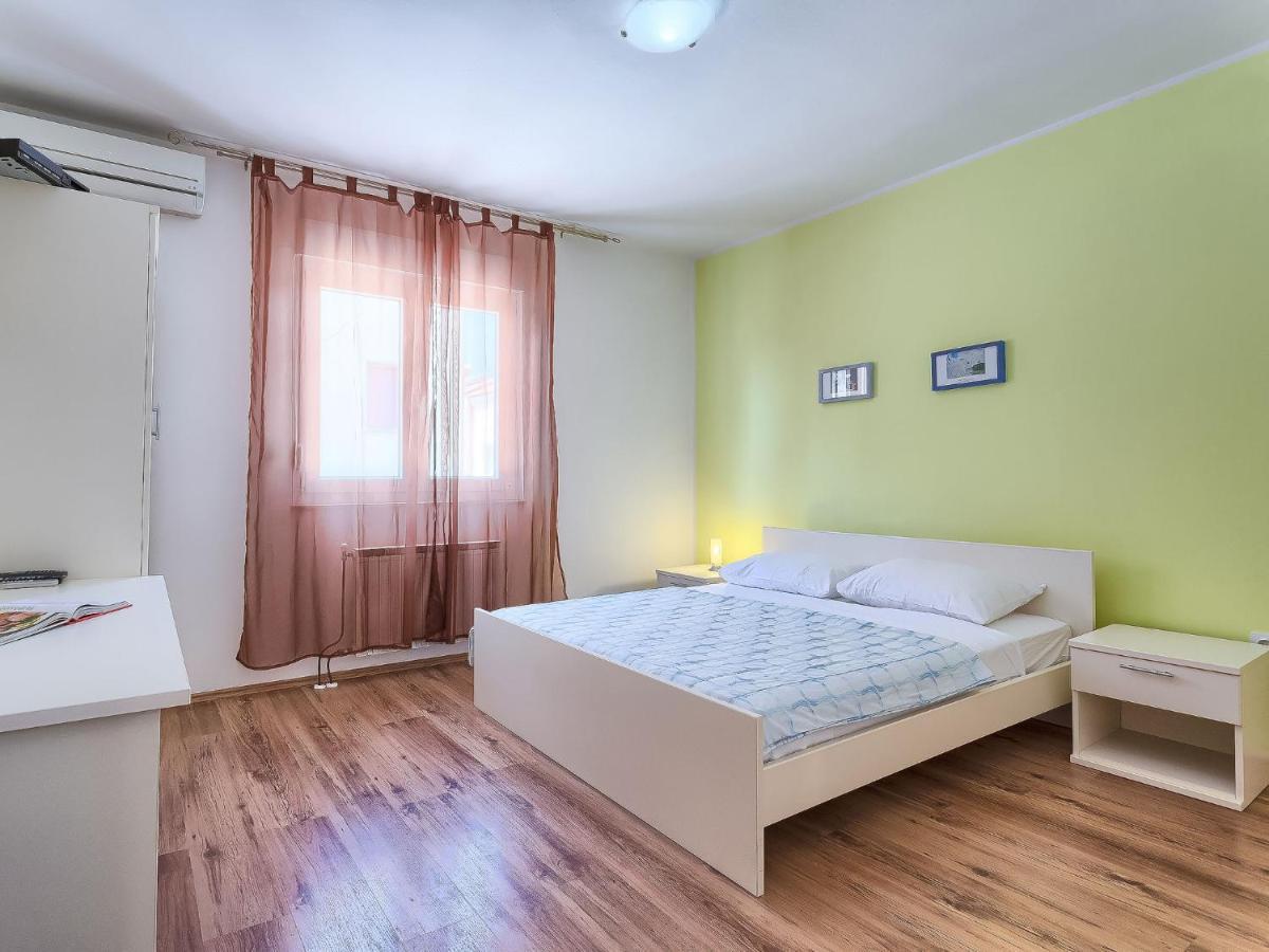 Apartment Nika-12 Umag Bagian luar foto